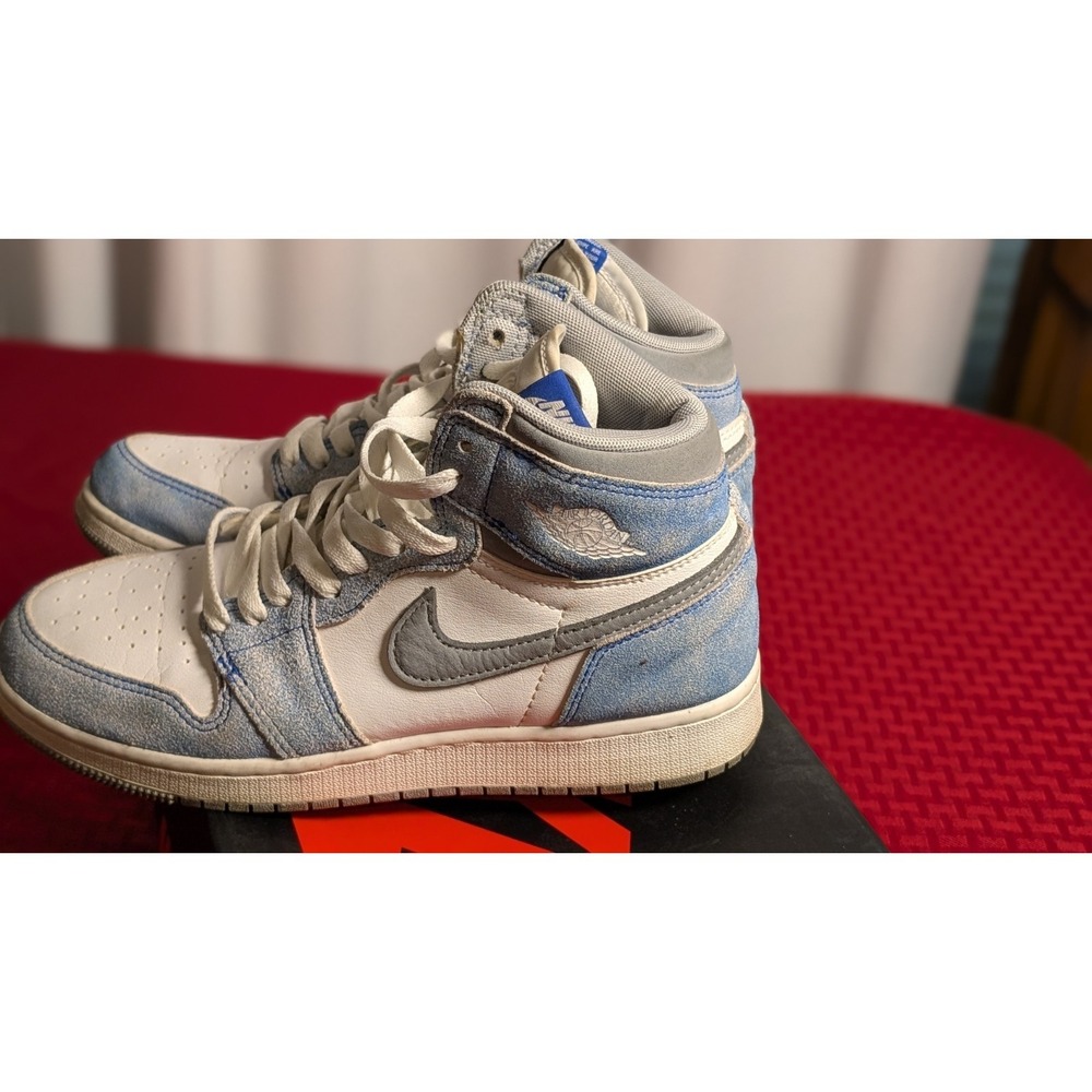 Jordan 1 Retro OG High Hyper Royal Smoke Grey Size M/Y 6.5  with Box and Receipt